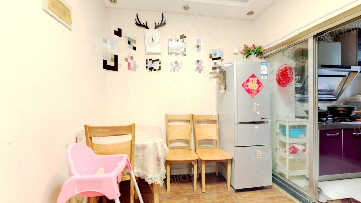 商校小区二手房实景图