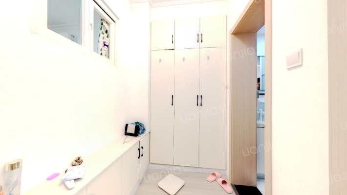 红土山二手房实景图