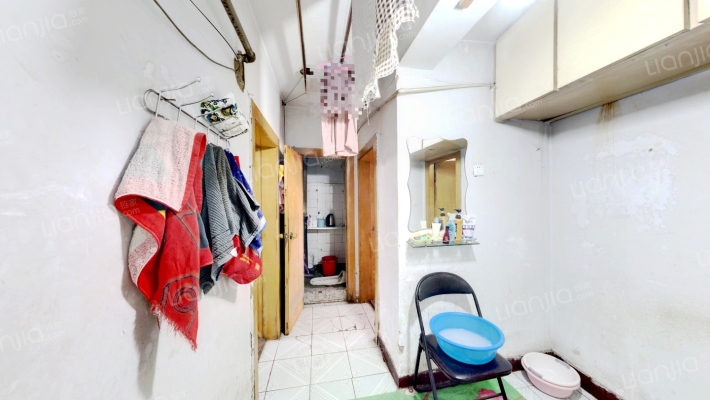 發电宿舍二手房实景图