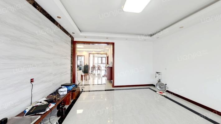 嘉福长安郡二手房实景图