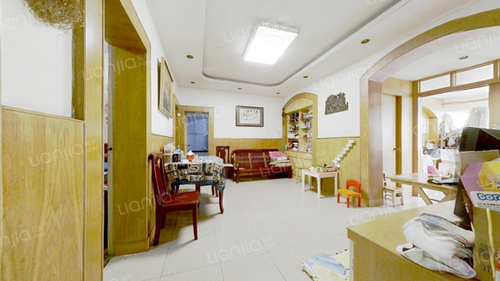 美术美院二手房实景图