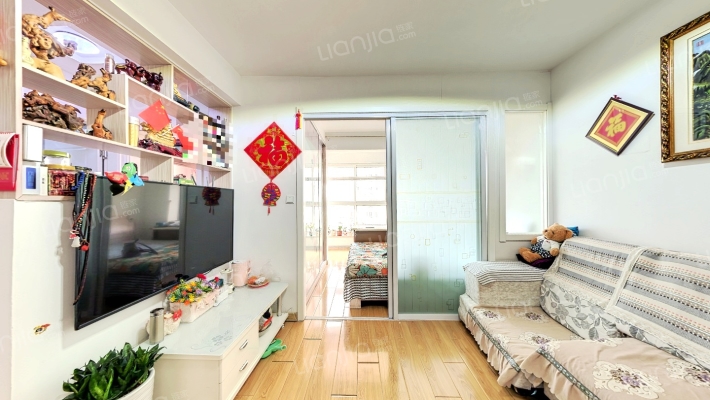 鼎城2008二手房实景图