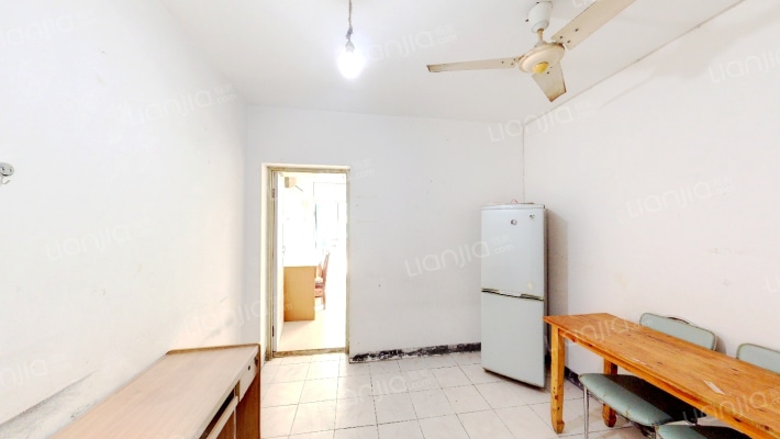 中医学院宿舍二手房实景图