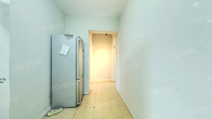 科育小区二手房实景图