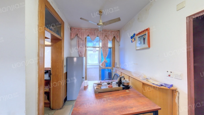 石桥食品厂家属院二手房实景图