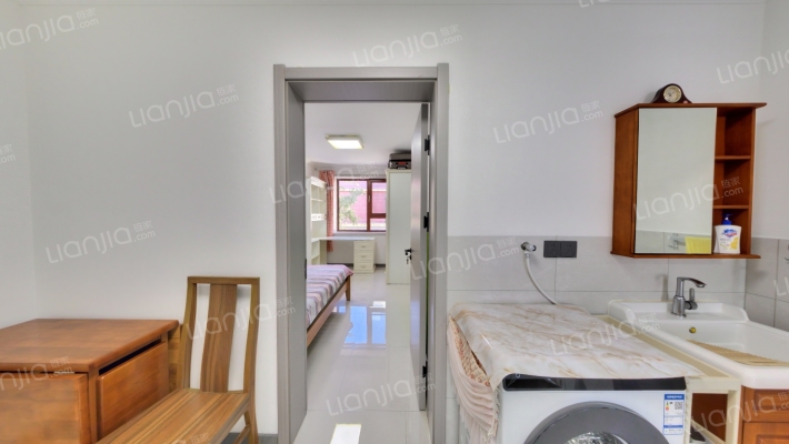 集安路411号二手房实景图