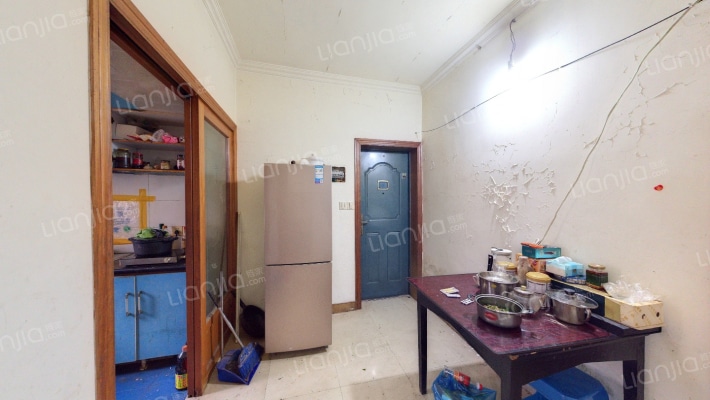 白龙小区二手房实景图