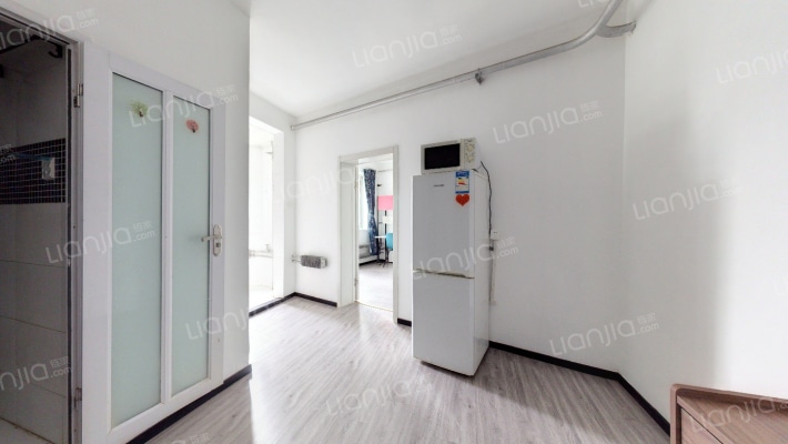 东大桥东里二手房实景图