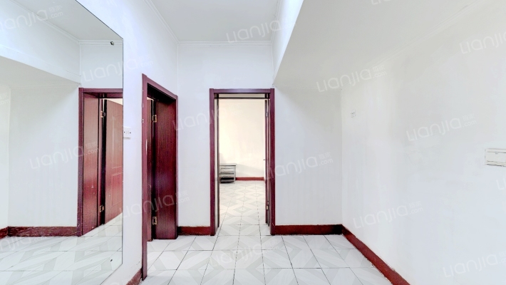 谈阁小区二手房实景图