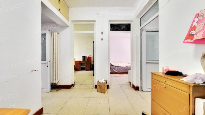 山东法官培训学院警卫室宿舍二手房实景图