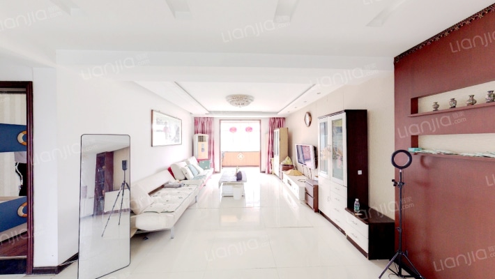 景观花园二手房实景图