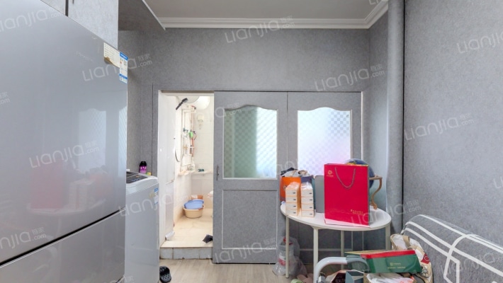 翠微路16号院二手房实景图