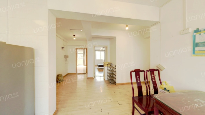 蓝桥名苑二手房实景图