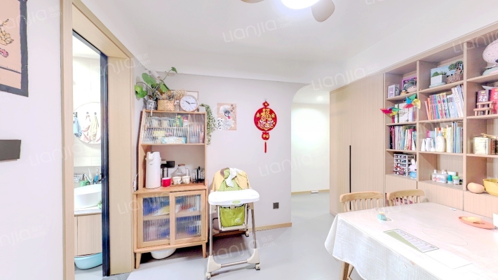 梨花巷12号二手房实景图