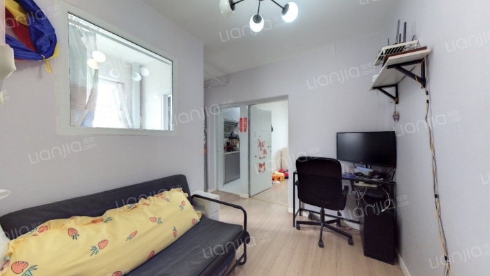 大山子南里二手房实景图