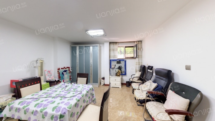 保利林语B区二手房实景图