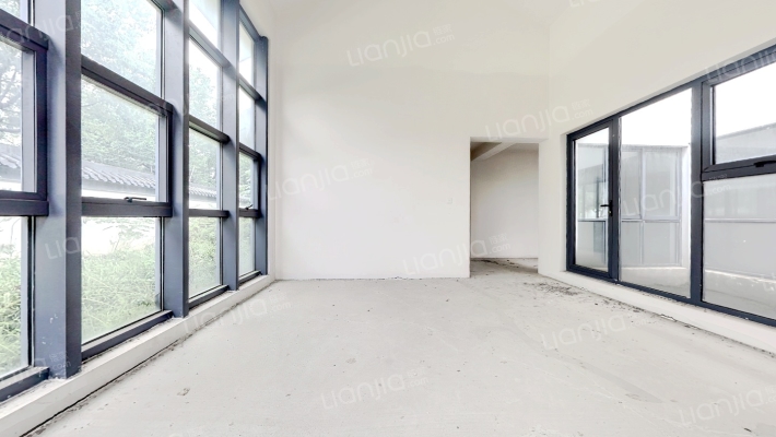 越溪庭院二手房实景图