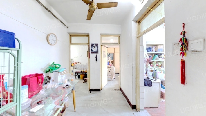 百货站宿舍二手房实景图