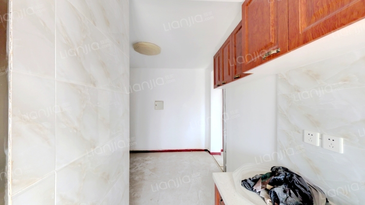 五爱社区二手房实景图