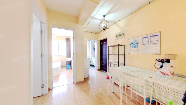 秦湾景园东区二手房实景图