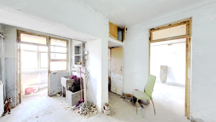 八里洼路2号二手房实景图