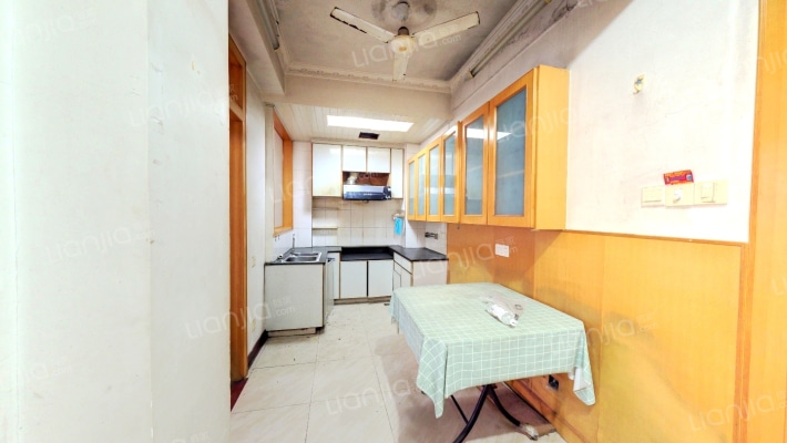 英泰第一城A区二手房实景图