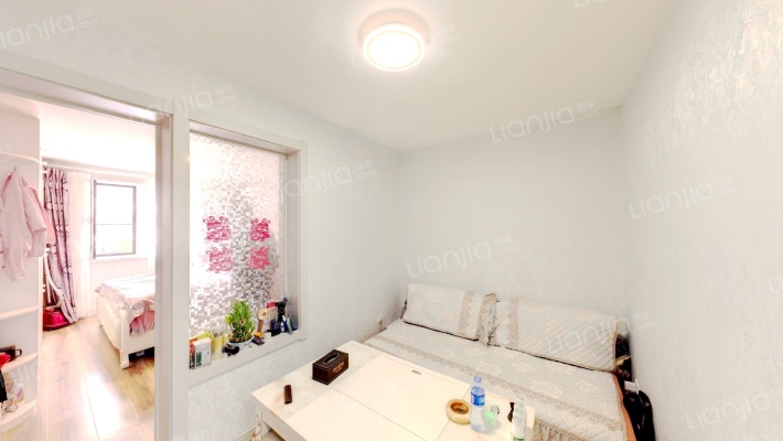 贺福里二手房实景图