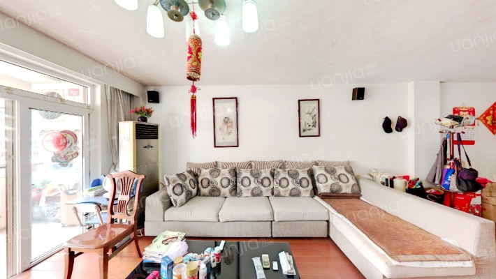 巴黎之春二手房实景图