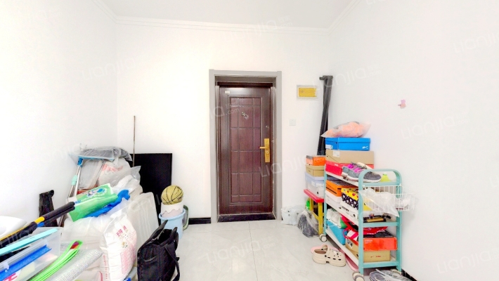 金马小区腾飞园二手房实景图