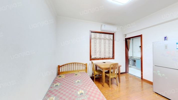 银泰中心二手房实景图