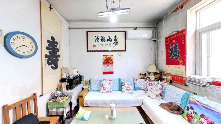 济南市中心医院宿舍二手房实景图