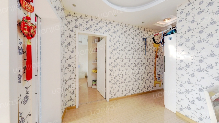 十字街110号二手房实景图