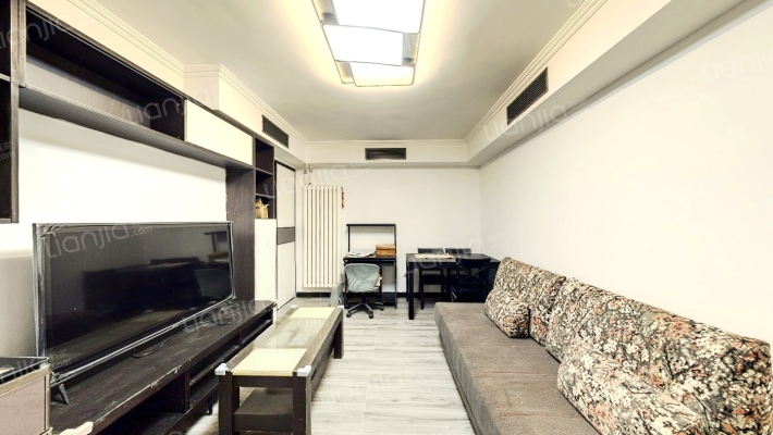 法源寺西里小区二手房实景图