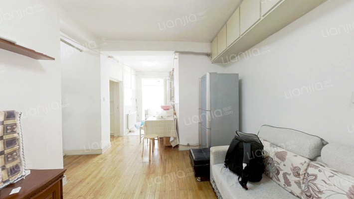 高云街二手房实景图