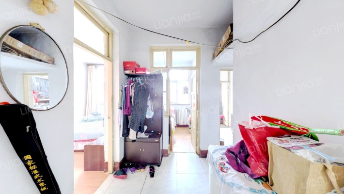 食品公司家属楼二手房实景图