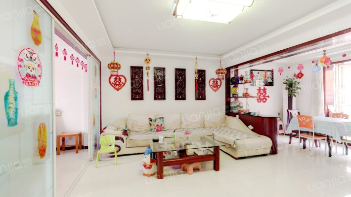 松霞新苑北小区二手房实景图