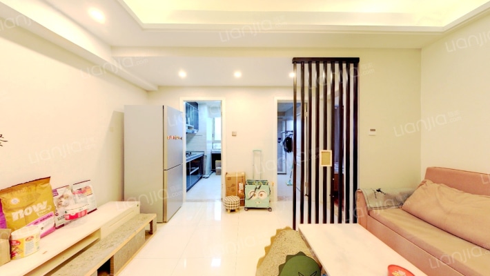 铂悦花园二手房实景图