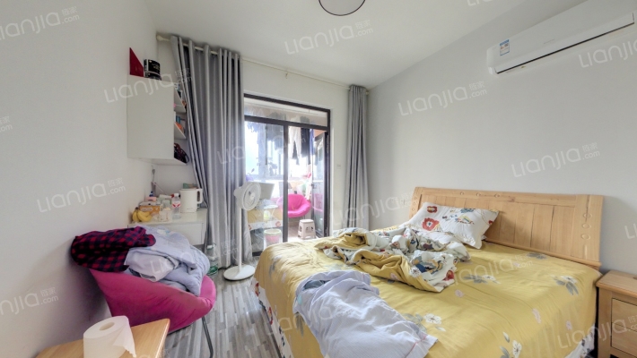 王家湾中央生活区一期二手房实景图