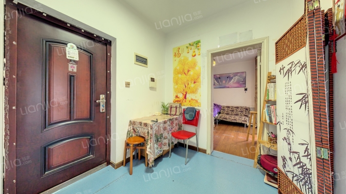 东西湖中心广场二手房实景图