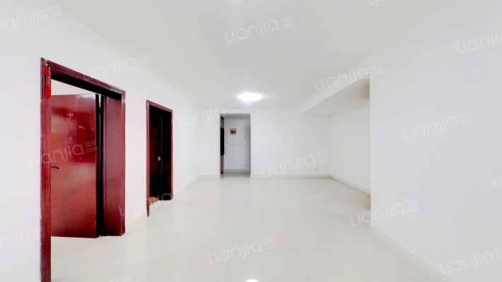 琥珀潭村二手房实景图