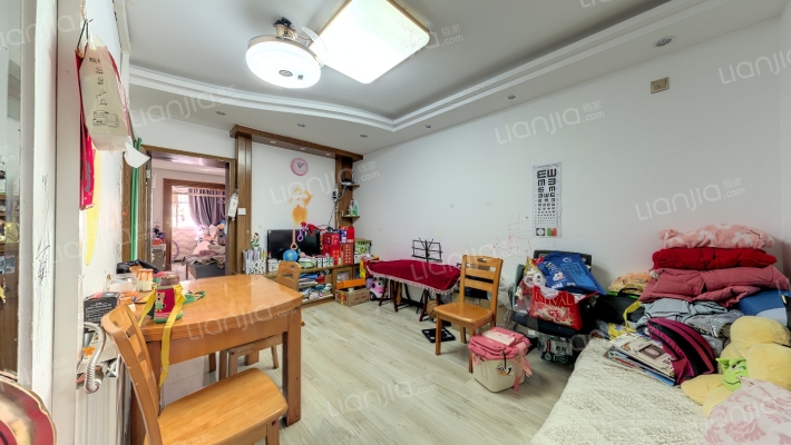 江南公寓二手房实景图