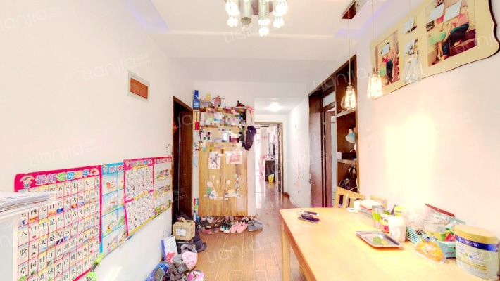 天地花园东区二手房实景图