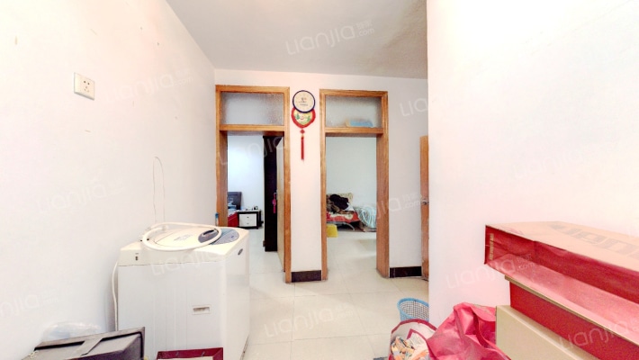 桃园南街四号院二手房实景图