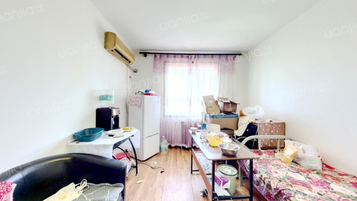 日远里二手房实景图