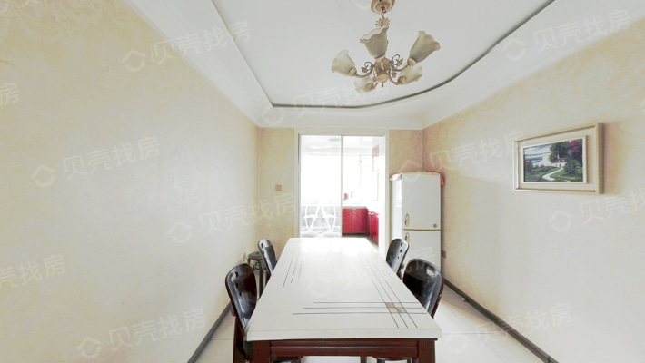 北京路轴承厂，精装三室，全明户型，可拎包入住-餐厅