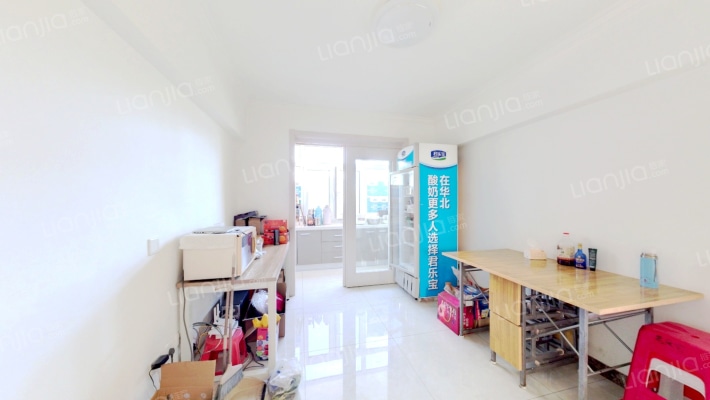 昆纬路二手房实景图