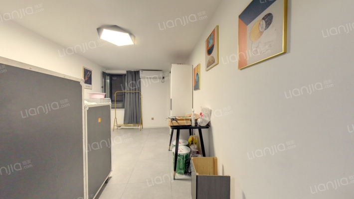 花样年喜年中心二手房实景图