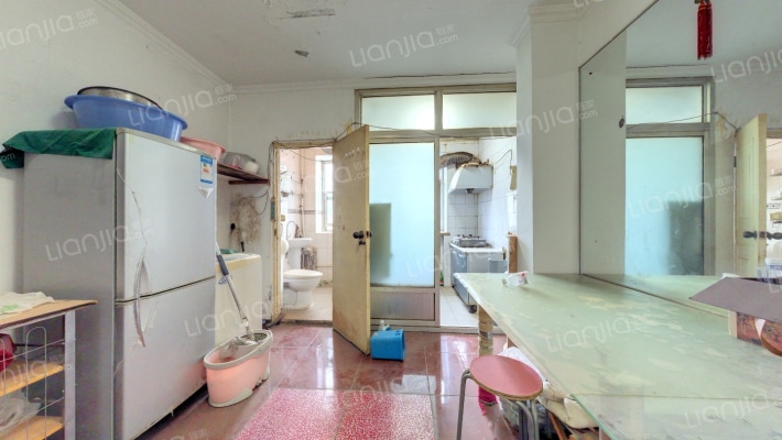 南环里二手房实景图