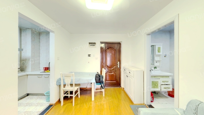 富世广场二手房实景图