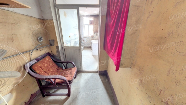 储煤厂宿舍二手房实景图